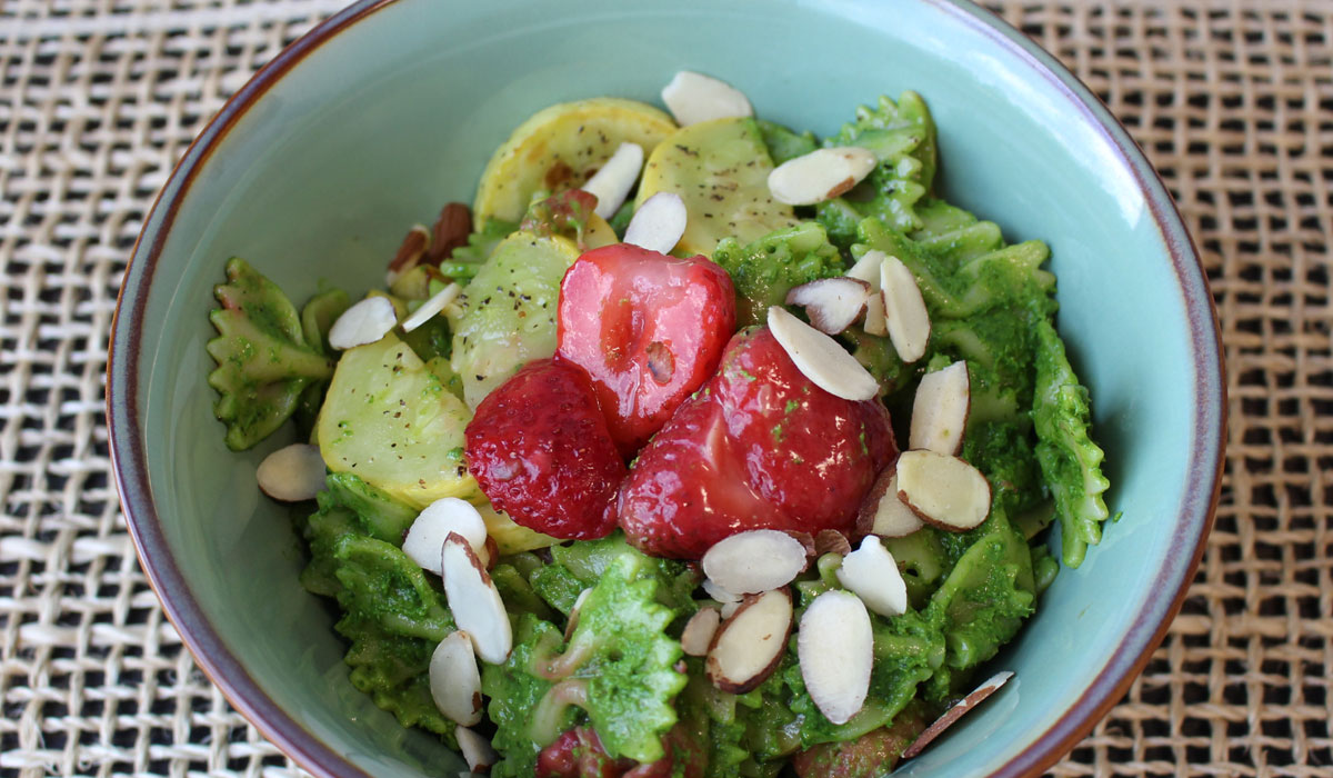Parsley Pesto And Strawberry Pasta Salad Bowl